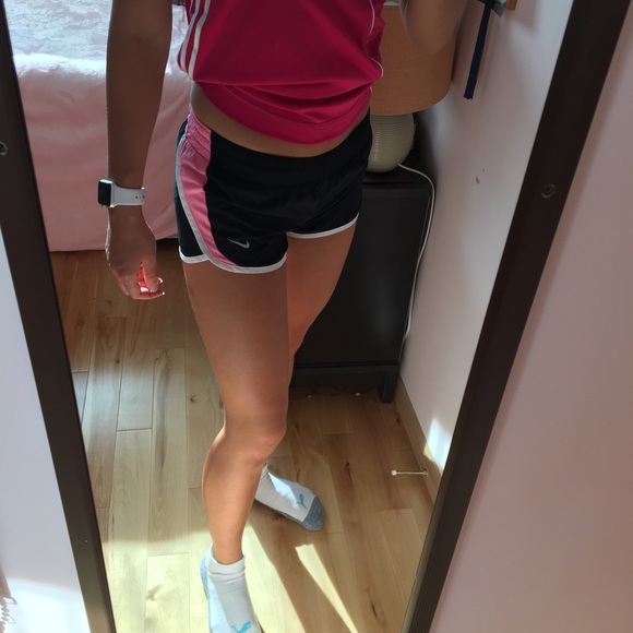 Nike Dri-fit Athletic Shorts (Girls M) - Picture 2 of 11